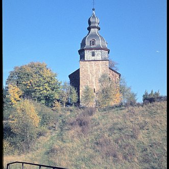 Nah bei St. Peter Kirchstrasse, Burgstrasse, Odenwaldstrasse, Roßbergstrasse und Limbachstrasse.